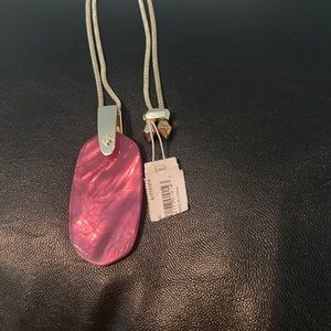 Kendra Scott burgundy necklace